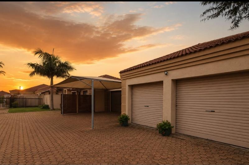 4 Bedroom Property for Sale in Hartenbos Heuwels Western Cape